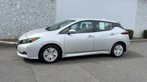 2022 Nissan Leaf S