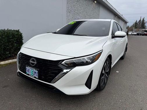 Aspen White 2025 Nissan Sentra SV