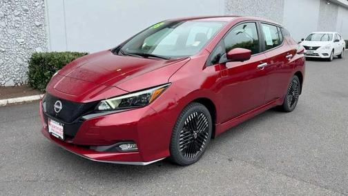 2023 Nissan Leaf SV PLUS