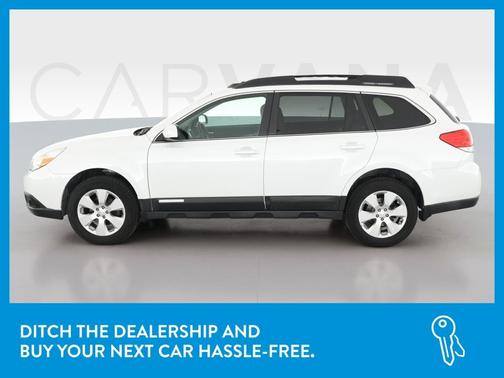 Photo 4 of 40 of 2011 Subaru Outback 2.5i Limited