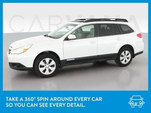 Photo 3 of 40 of 2011 Subaru Outback 2.5i Limited
