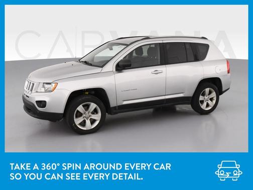 Photo 3 of 38 of 2013 Jeep Compass Sport