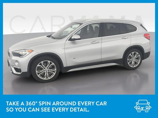 Photo 3 of 45 of 2017 BMW X1 xDrive 28i