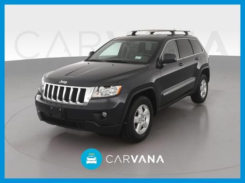 Photo 1 of 31 of 2013 Jeep Grand Cherokee Laredo