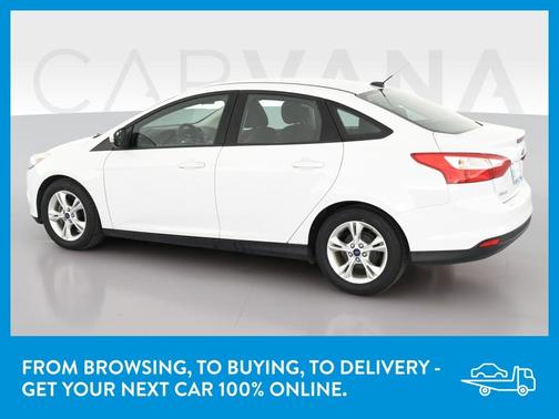 Photo 5 of 42 of 2014 Ford Focus SE