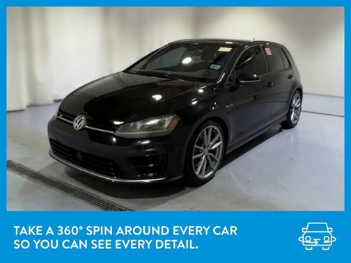 Photo 3 of 35 of 2017 Volkswagen Golf R 4-Door
