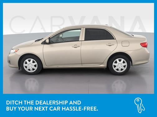 Photo 4 of 39 of 2010 Toyota Corolla LE