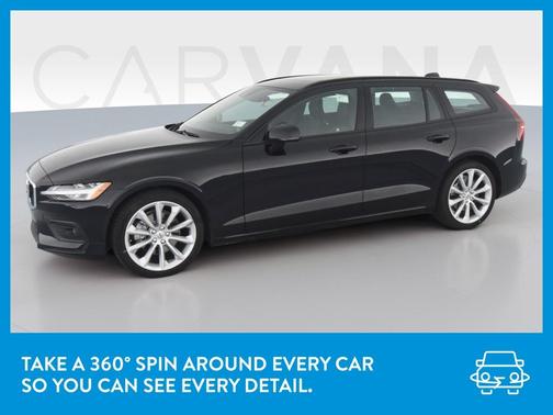 Photo 3 of 45 of 2020 Volvo V60 T5 Momentum
