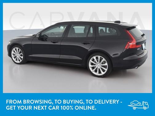 Photo 5 of 45 of 2020 Volvo V60 T5 Momentum