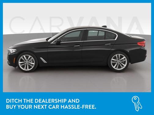 Photo 4 of 43 of 2018 BMW 530 i