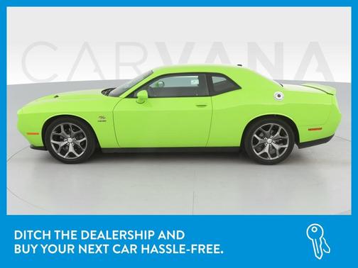 Photo 4 of 39 of 2015 Dodge Challenger R/T