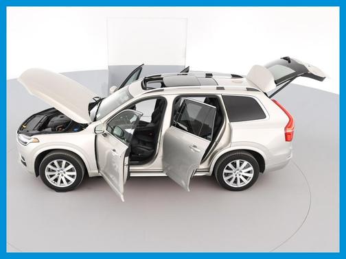 2017 Volvo XC90 T6 Momentum for sale in Columbus, OH - image 15