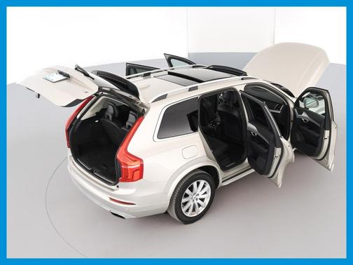 2017 Volvo XC90 T6 Momentum for sale in Columbus, OH - image 17