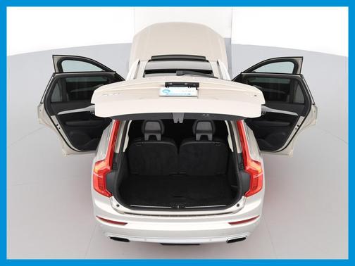 2017 Volvo XC90 T6 Momentum for sale in Columbus, OH - image 16