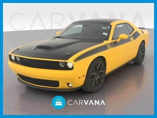 Photo 1 of 38 of 2017 Dodge Challenger R/T