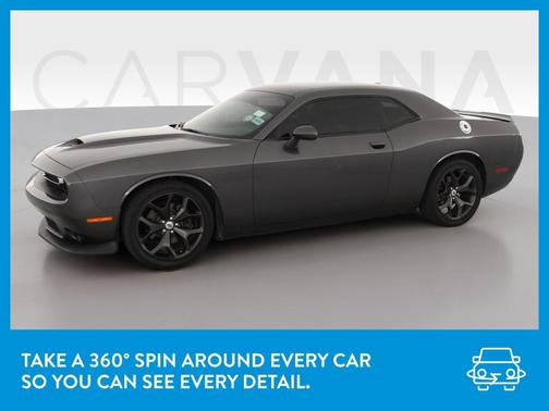 Photo 3 of 38 of 2019 Dodge Challenger GT