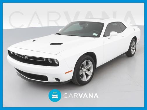 Photo 1 of 39 of 2019 Dodge Challenger SXT