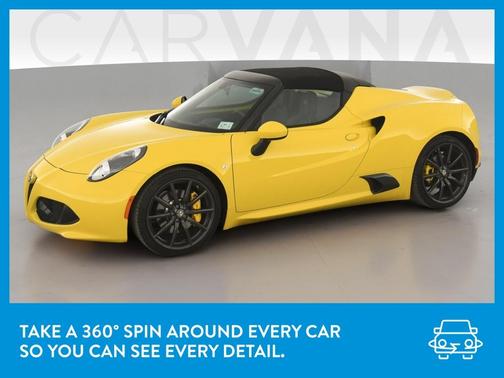 Photo 3 of 39 of 2016 Alfa Romeo 4C Spider Spider