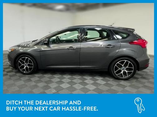 Photo 4 of 99 of 2017 Ford Focus SEL