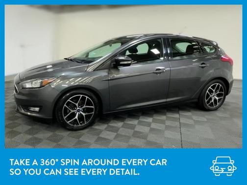 Photo 3 of 99 of 2017 Ford Focus SEL