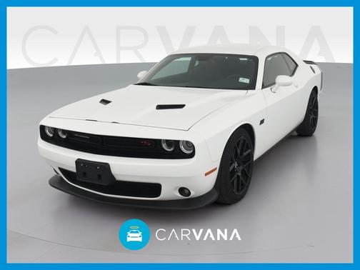 Photo 1 of 43 of 2015 Dodge Challenger R/T Scat Pack