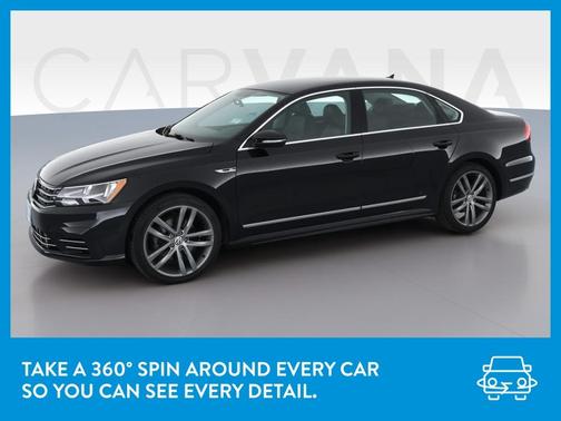 Photo 3 of 39 of 2017 Volkswagen Passat 1.8T R-Line