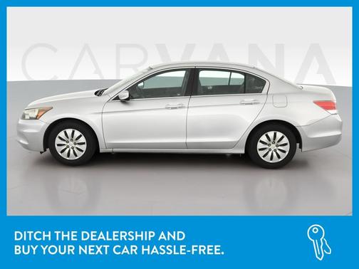 Photo 4 of 37 of 2011 Honda Accord LX