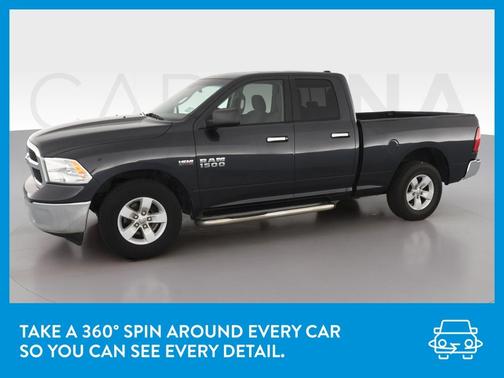 Photo 3 of 36 of 2017 RAM 1500 SLT
