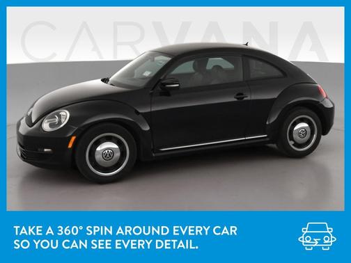 Photo 3 of 29 of 2012 Volkswagen Beetle 2.5L