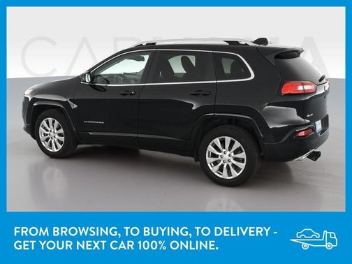 Photo 5 of 50 of 2018 Jeep Cherokee Overland