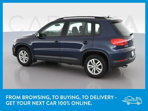 Photo 5 of 44 of 2016 Volkswagen Tiguan S
