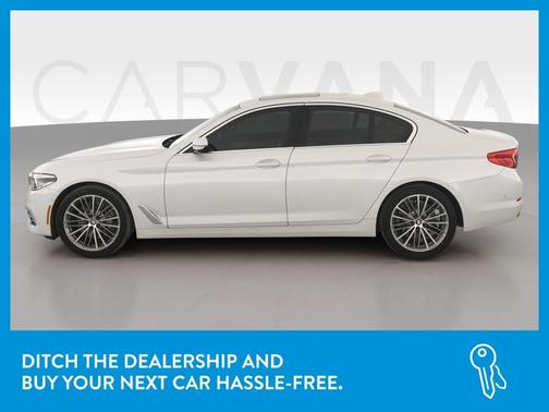 Photo 4 of 47 of 2019 BMW 530 i