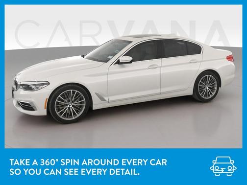 Photo 3 of 47 of 2019 BMW 530 i