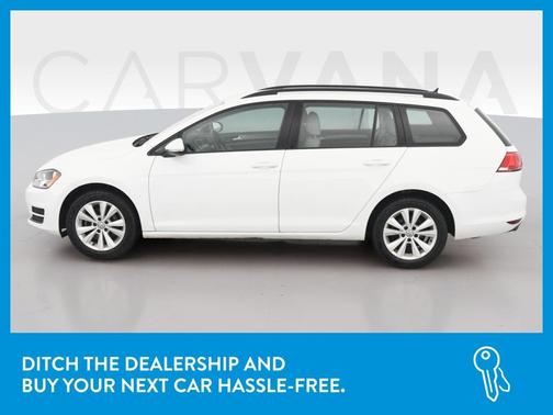 Photo 4 of 44 of 2017 Volkswagen Golf SportWagen TSI S