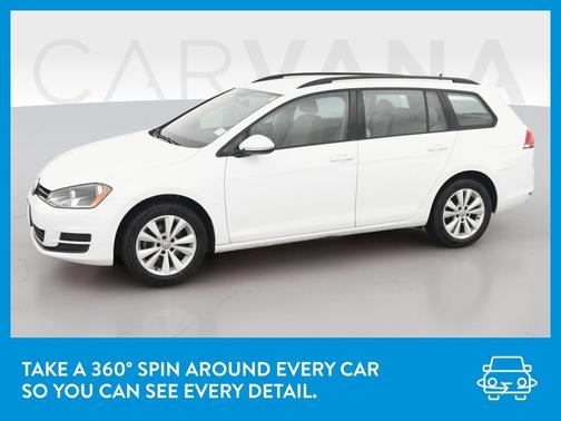 Photo 3 of 44 of 2017 Volkswagen Golf SportWagen TSI S