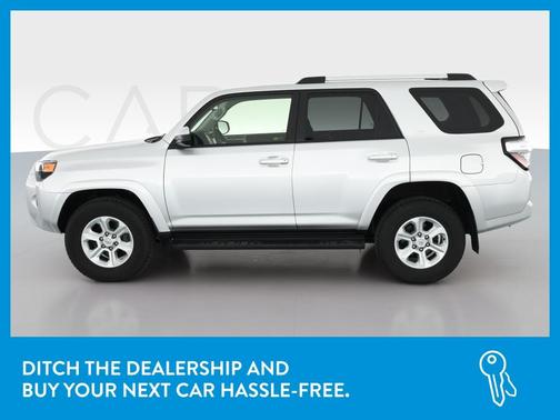 Photo 4 of 43 of 2020 Toyota 4Runner SR5 Premium