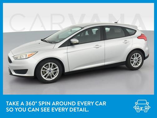 Photo 3 of 34 of 2015 Ford Focus SE