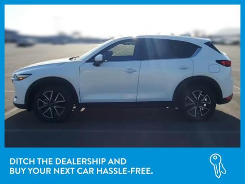 Photo 4 of 38 of 2017 Mazda CX-5 Grand Touring