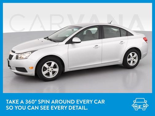 Photo 3 of 31 of 2011 Chevrolet Cruze LT