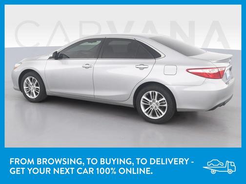 Photo 5 of 41 of 2017 Toyota Camry SE