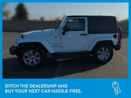 Photo 4 of 33 of 2012 Jeep Wrangler Sahara