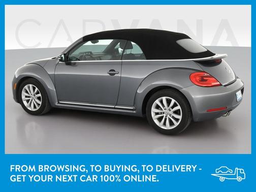 Photo 5 of 42 of 2013 Volkswagen Beetle 2.0L TDI