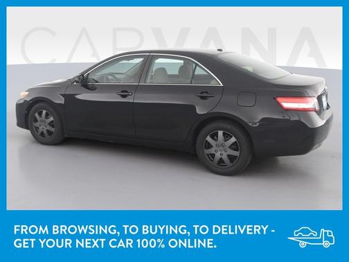 Photo 5 of 38 of 2011 Toyota Camry LE
