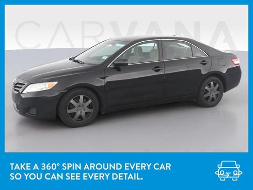 Photo 3 of 38 of 2011 Toyota Camry LE