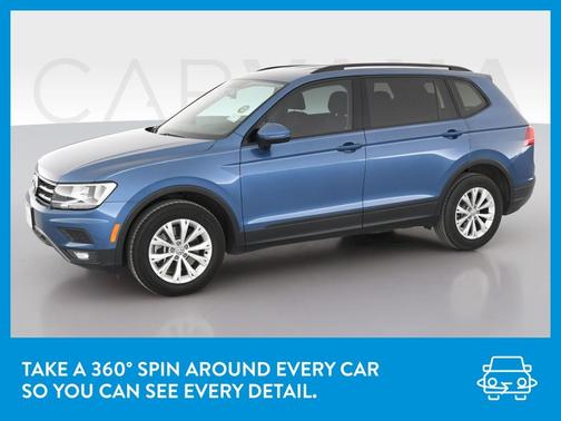 Photo 3 of 42 of 2018 Volkswagen Tiguan 2.0T S