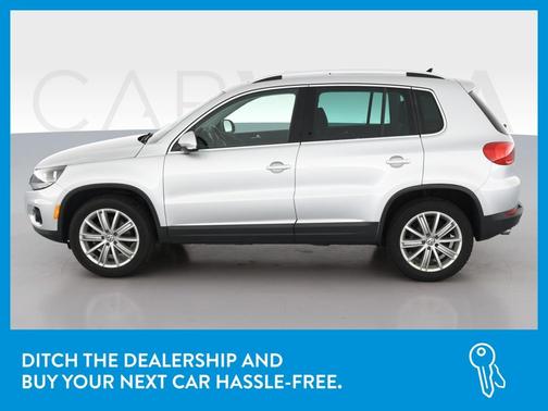 Photo 4 of 44 of 2015 Volkswagen Tiguan Auto SE