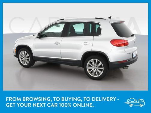 Photo 5 of 44 of 2015 Volkswagen Tiguan Auto SE