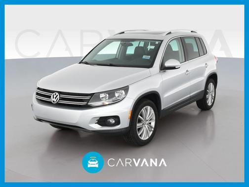Photo 1 of 44 of 2015 Volkswagen Tiguan Auto SE