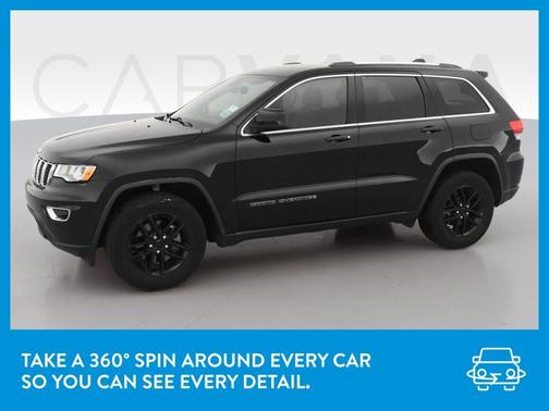 Photo 3 of 43 of 2018 Jeep Grand Cherokee Laredo E