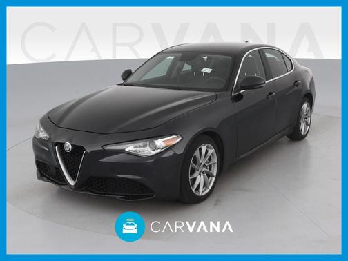 Photo 1 of 37 of 2017 Alfa Romeo Giulia Base